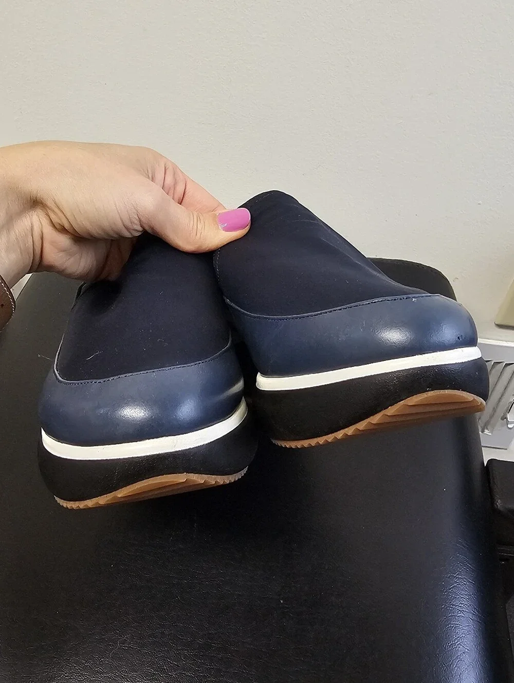 Donald J. Pliner Lizzee Navy Slip-On Platform Sneaker Size 7.5